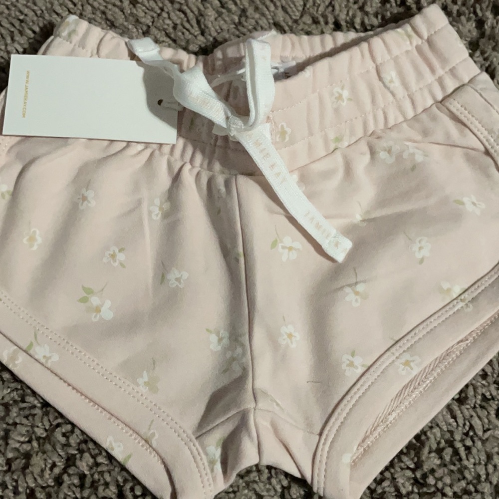 Jamie Kay shorts NWT